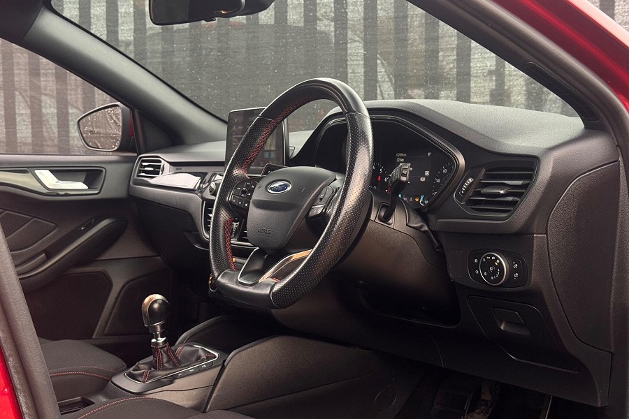 2019 Ford Focus photo 3