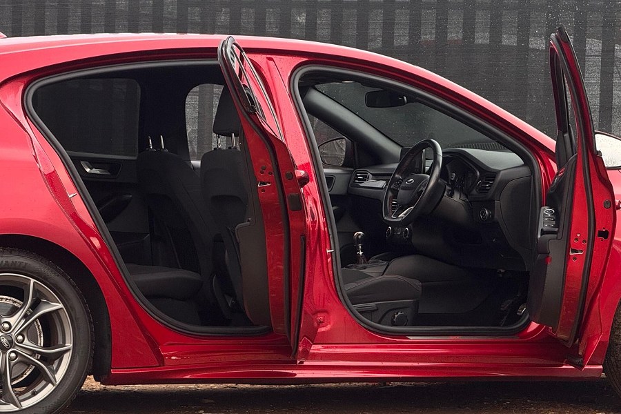 2019 Ford Focus photo 4