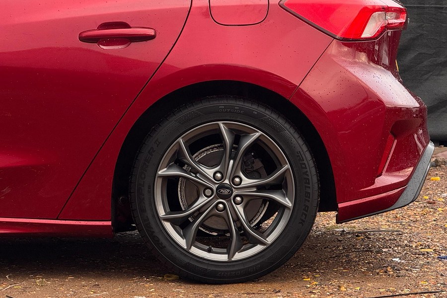 2019 Ford Focus photo 12