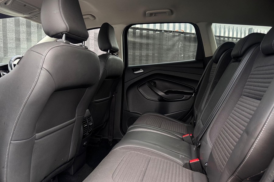 2017 Ford Kuga photo 12