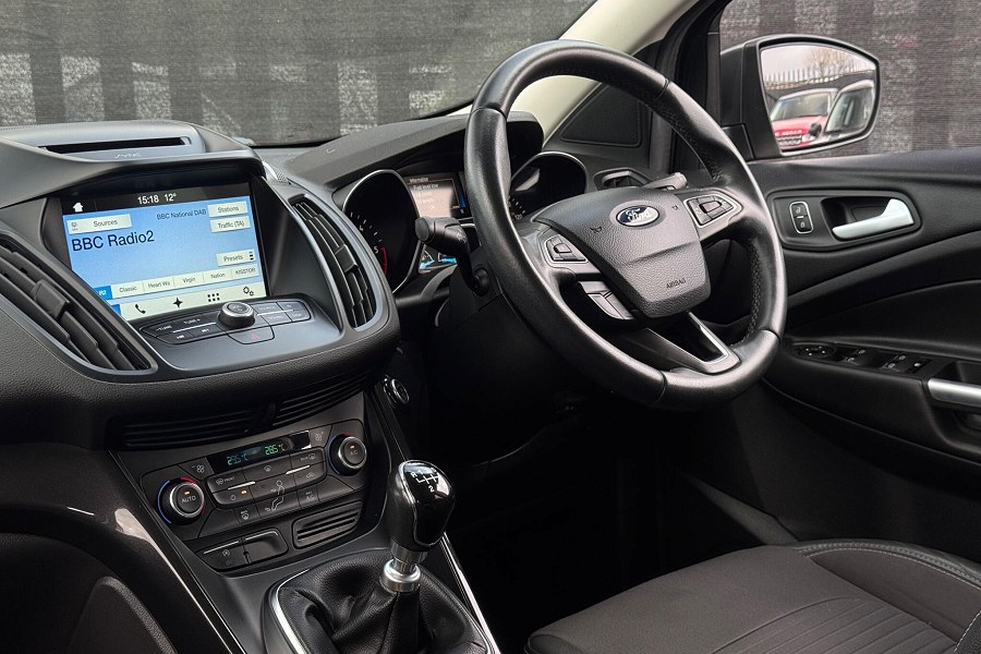 2017 Ford Kuga photo 14