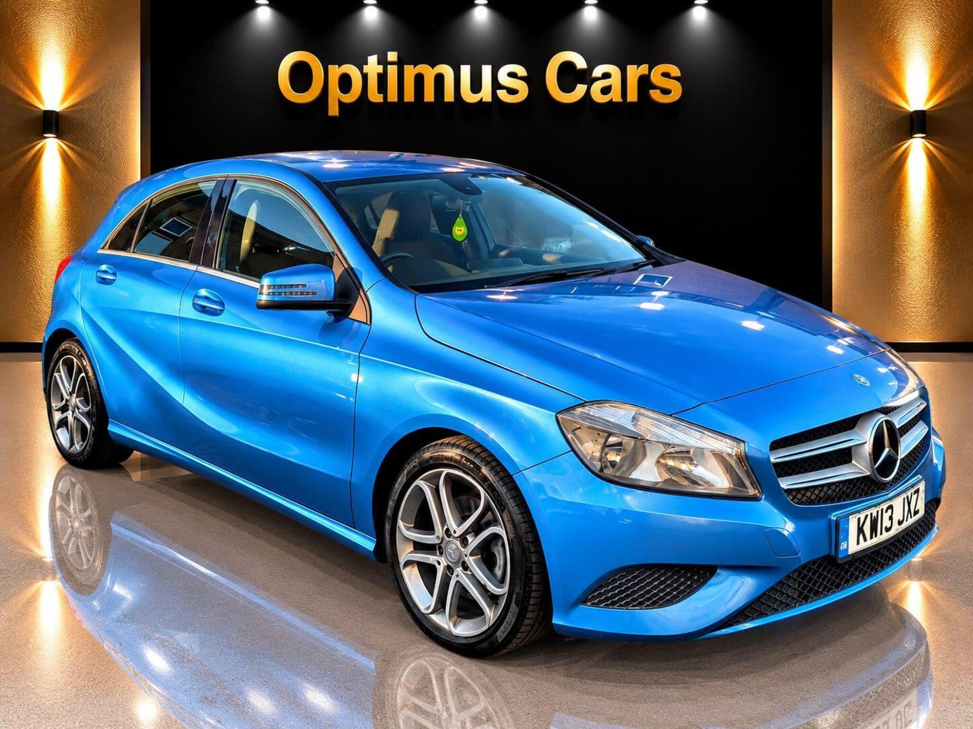 2013 Mercedes-Benz A Class 1.6 A200 BlueEfficiency Sport Euro 6 (s/s) 5dr for sale at Optimus Cars