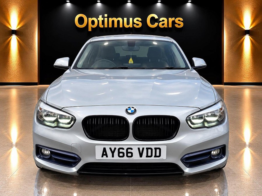 2016 BMW 1 Series photo 8