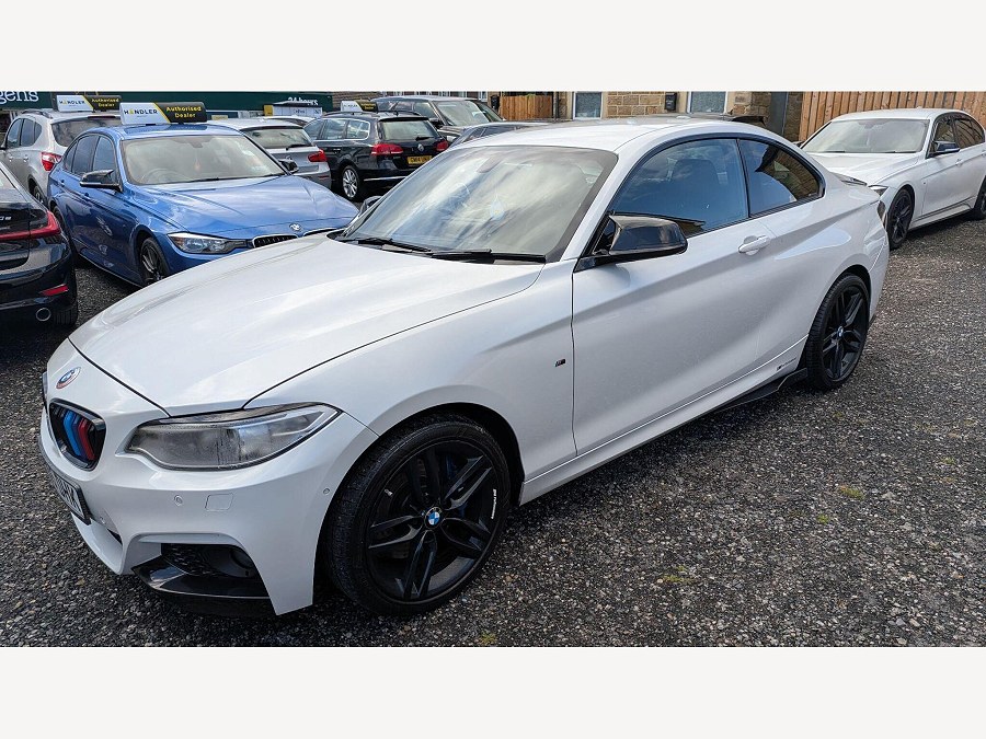 2015 BMW 2 Series photo 6