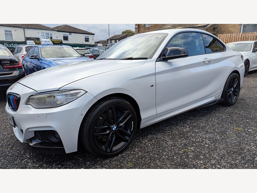 2015 BMW 2 Series photo 9