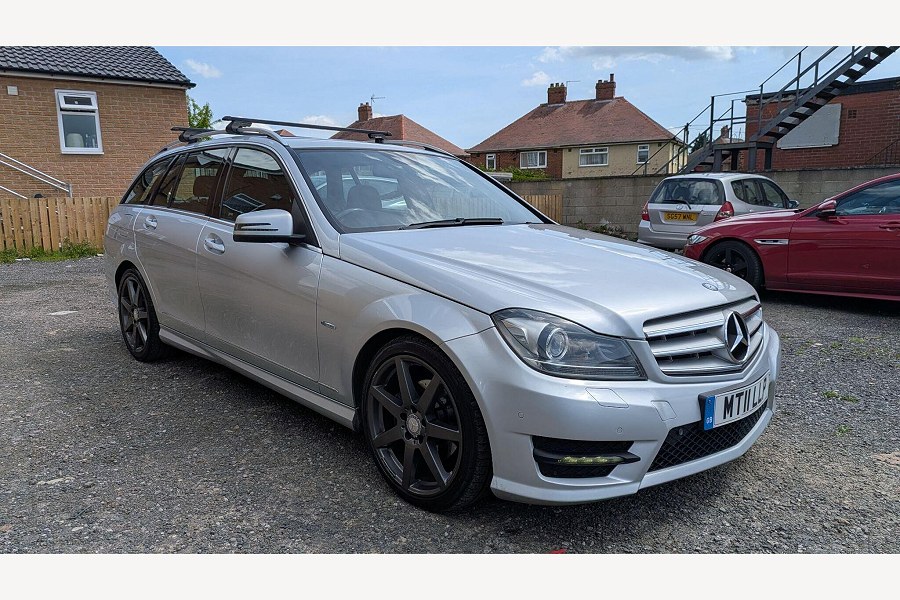 2011 Mercedes-Benz C Class photo 3