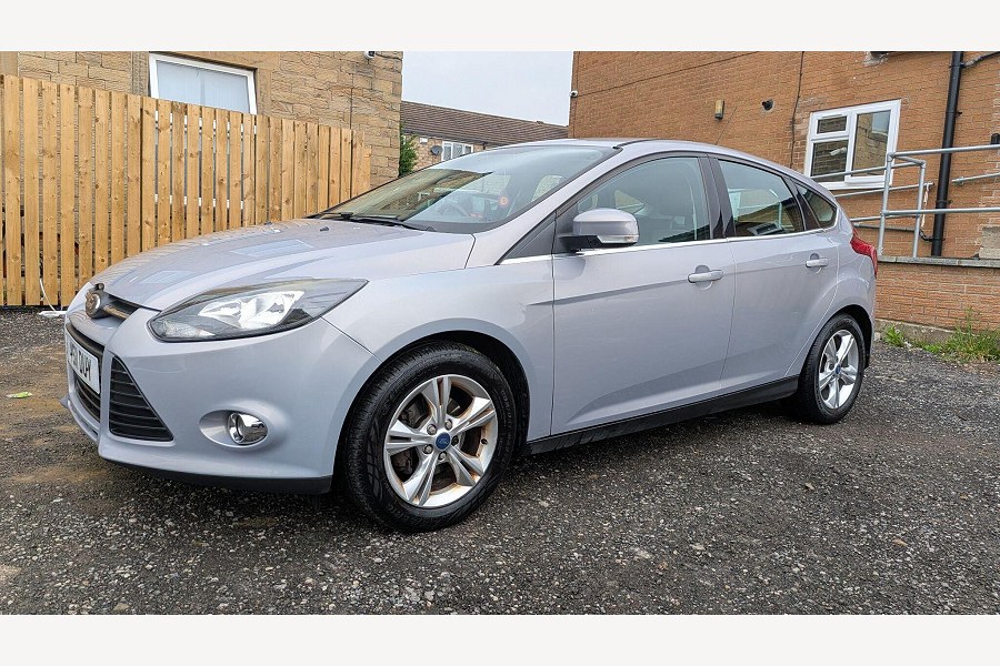 2011 Ford Focus photo 9