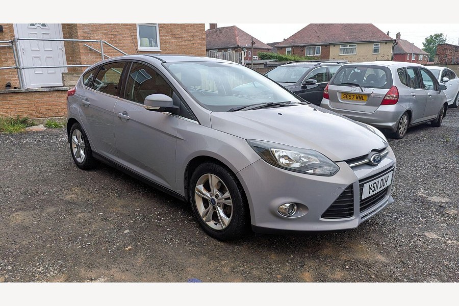 Ford Focus photo 2