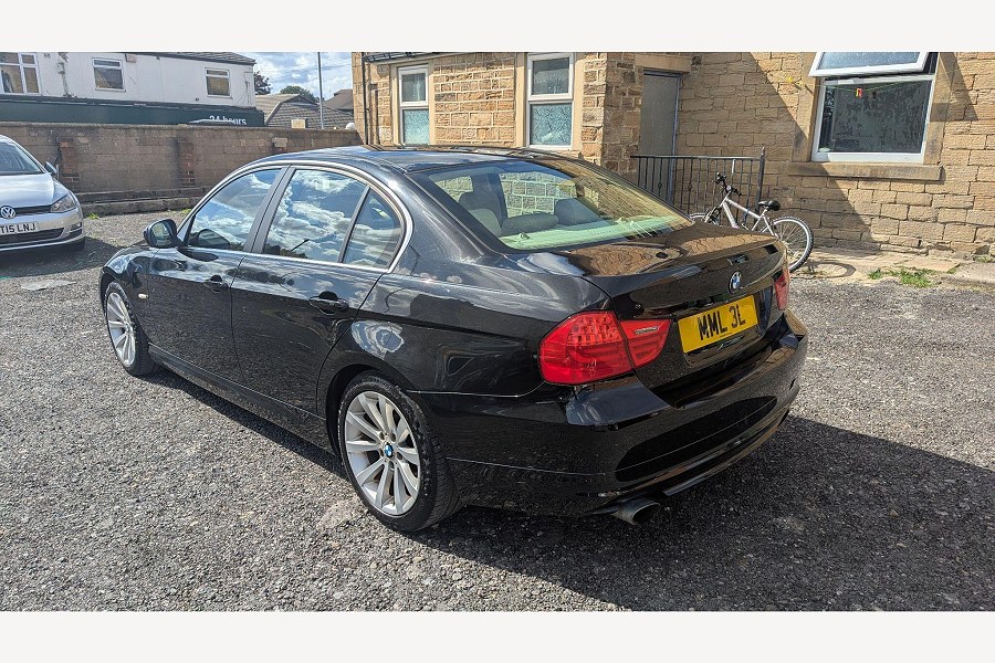 2009 BMW 3 Series photo 10