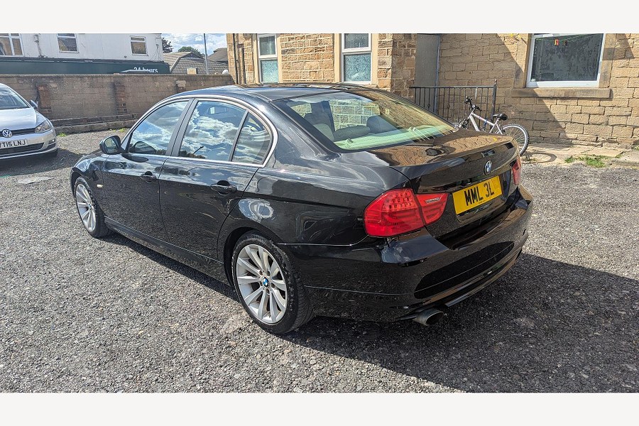 2009 BMW 3 Series photo 11
