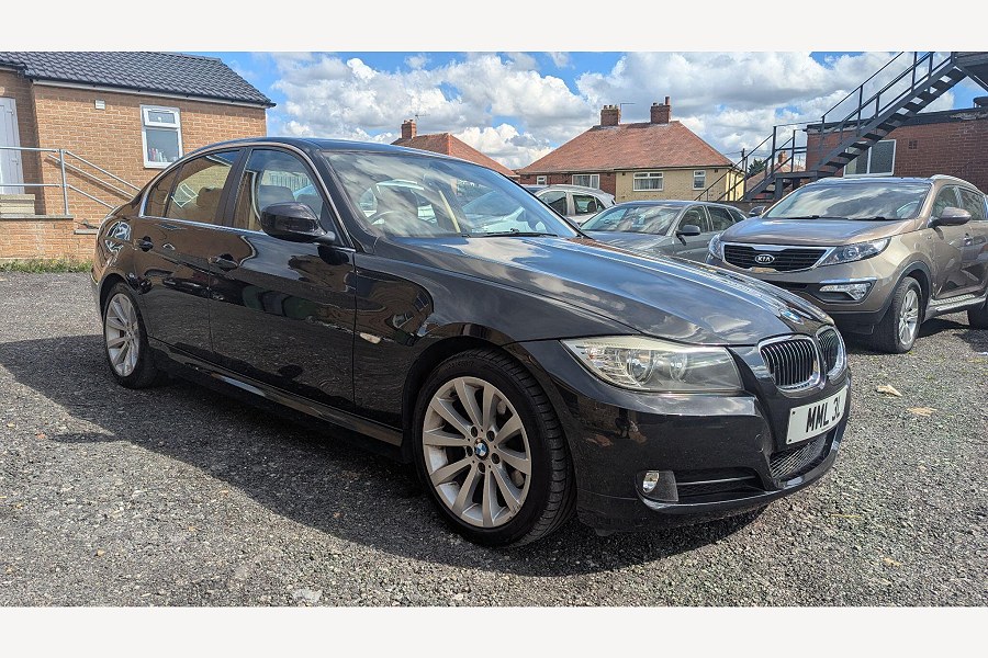 2009 BMW 3 Series photo 3