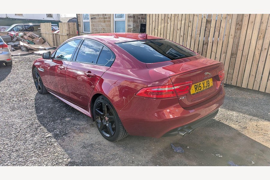 2017 Jaguar XE photo 10