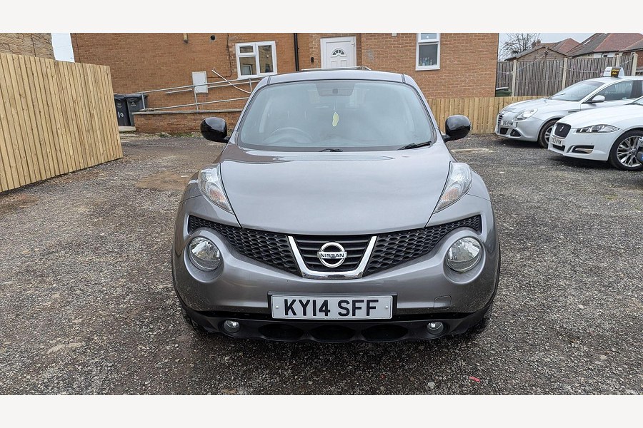 Nissan Juke photo 2