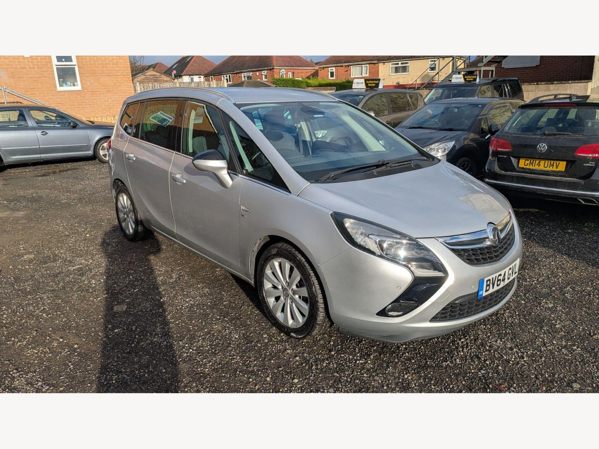 2014 Vauxhall Zafira Tourer 2.0 CDTi SE Euro 5 5dr for sale at Optimus Cars