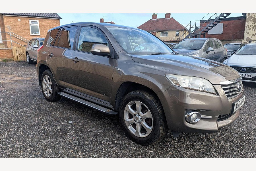 2011 Toyota RAV4 photo 5