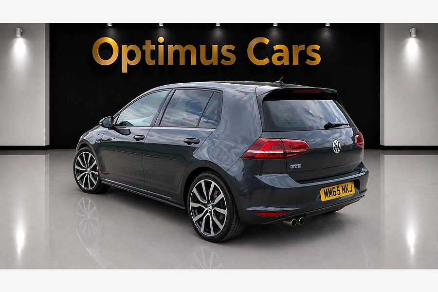 2015 Volkswagen Golf photo 12