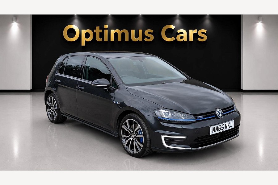 Volkswagen Golf photo 2
