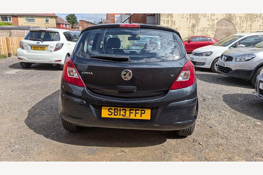 2013 Vauxhall Corsa photo 14