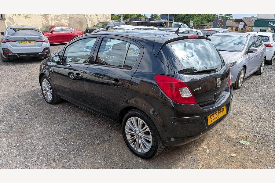 2013 Vauxhall Corsa photo 10
