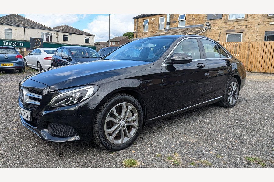 2016 Mercedes-Benz C Class photo 9