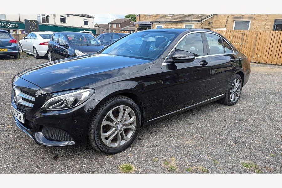 2016 Mercedes-Benz C Class photo 8