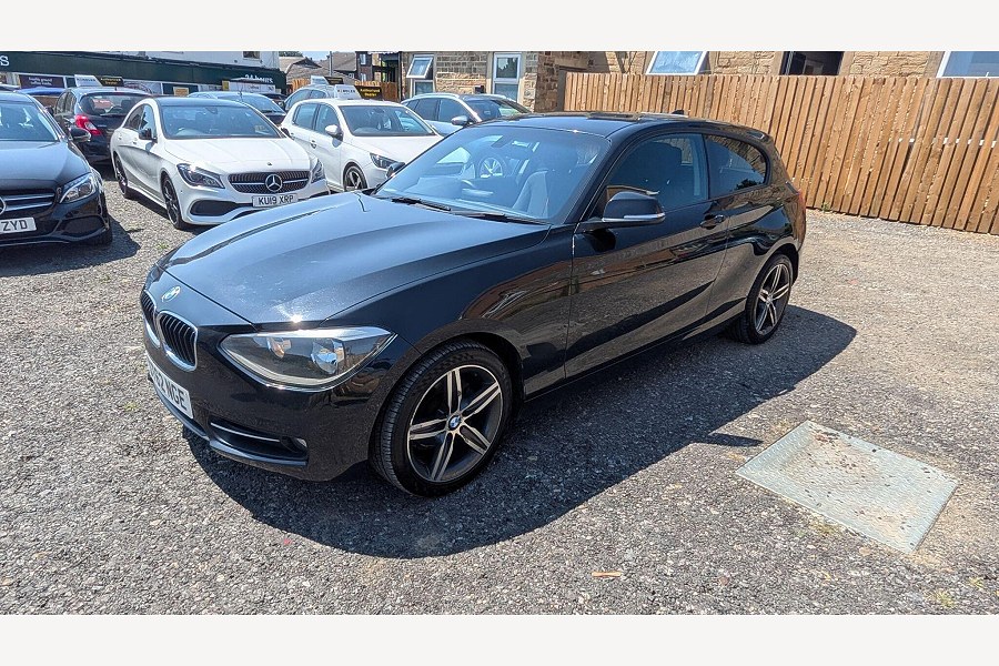 2012 BMW 1 Series photo 7