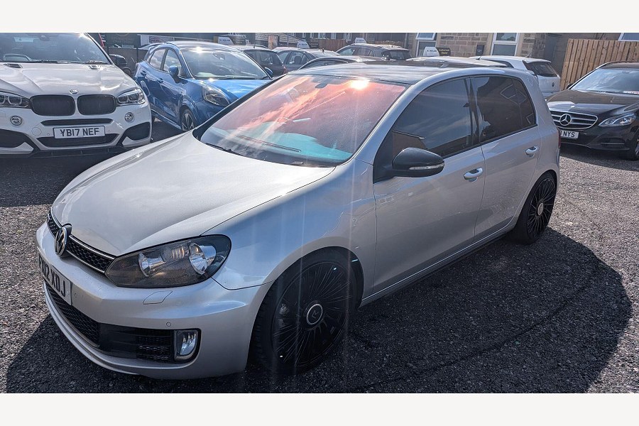 2012 Volkswagen Golf photo 7