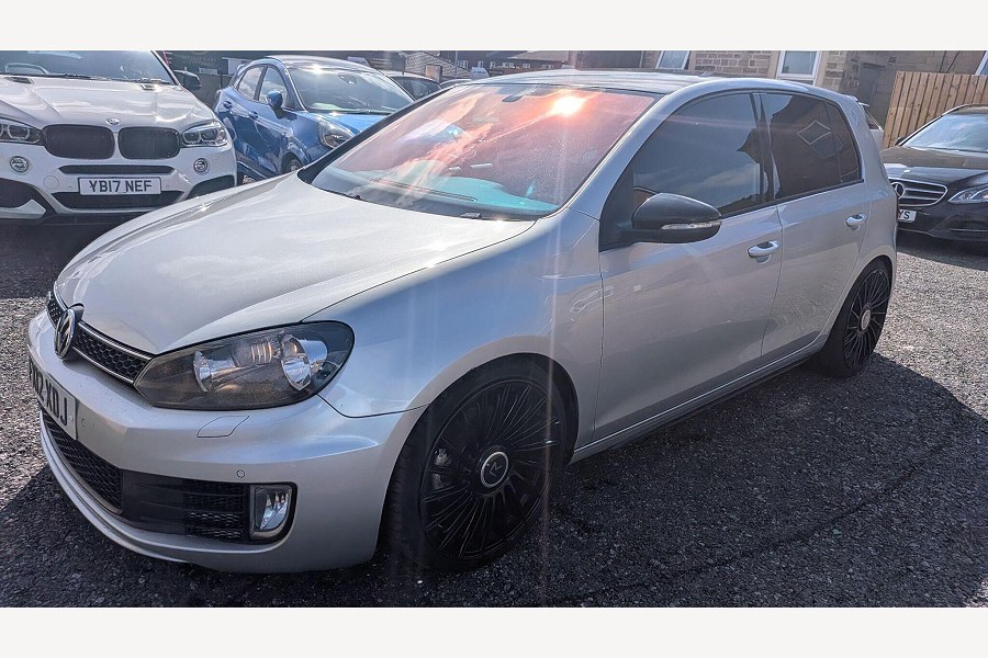 2012 Volkswagen Golf photo 8
