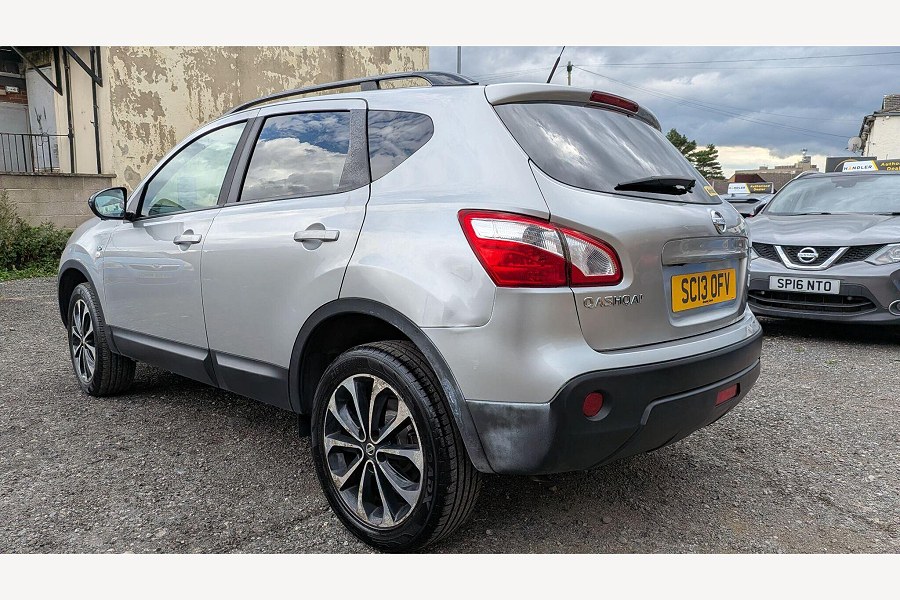 2013 Nissan Qashqai photo 12