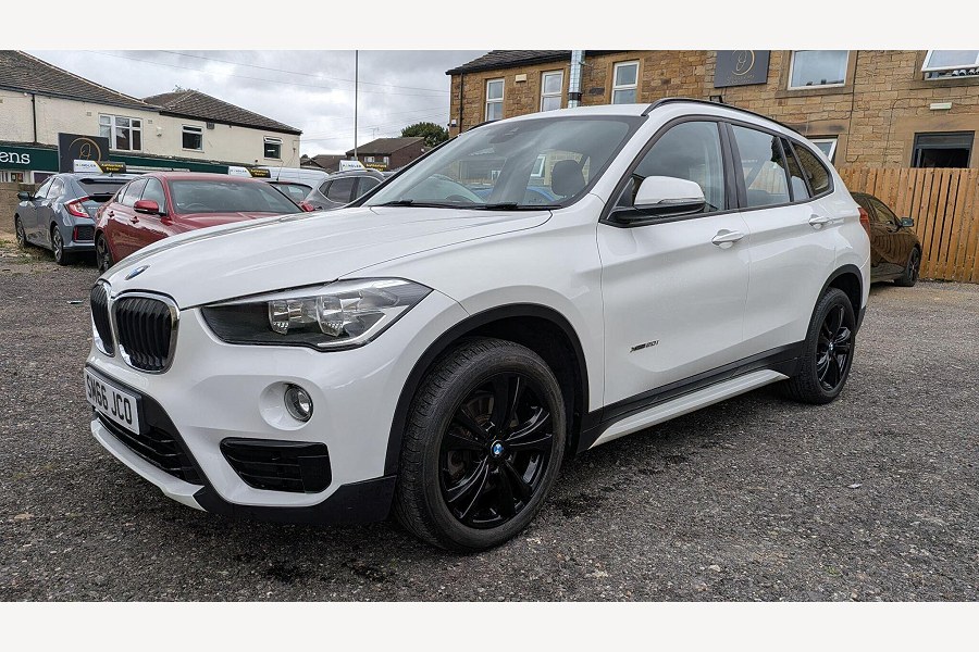 2016 BMW X1 photo 9