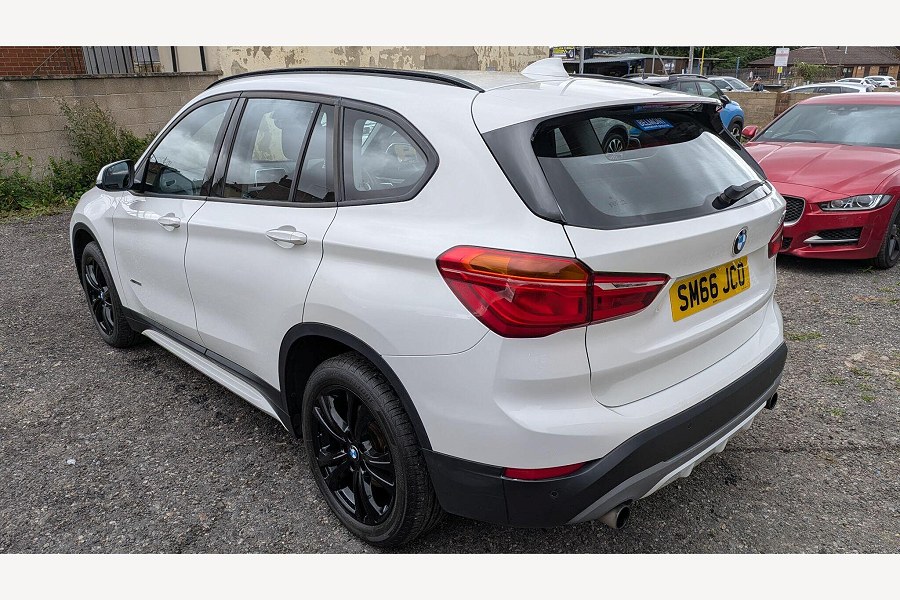 2016 BMW X1 photo 10