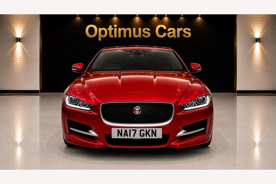 2017 Jaguar XE photo 6