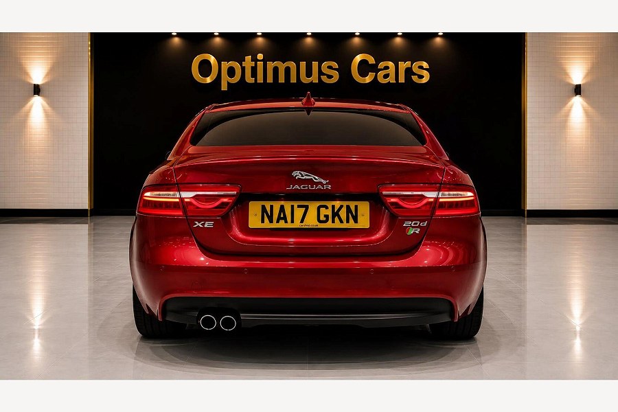 2017 Jaguar XE photo 14