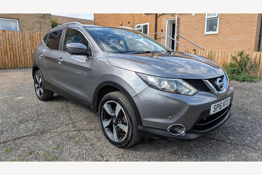 2016 Nissan Qashqai photo 2