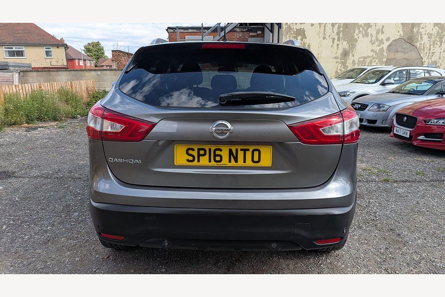 2016 Nissan Qashqai photo 14