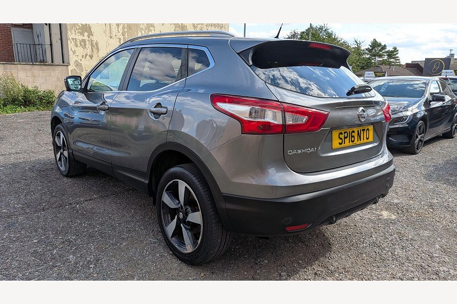 2016 Nissan Qashqai photo 11