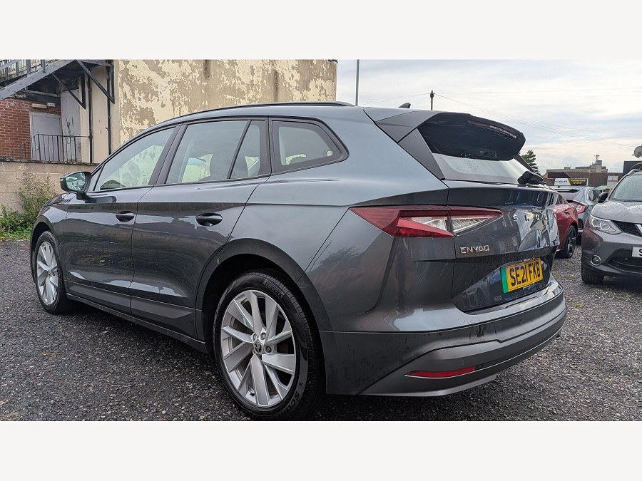2021 Skoda Enyaq photo 12