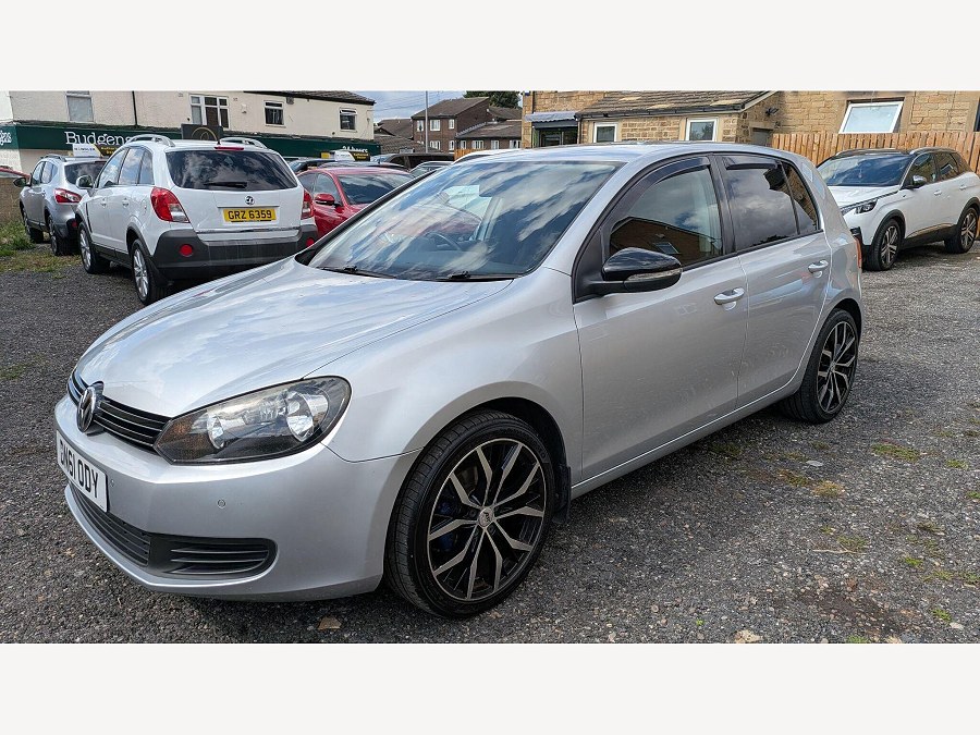 2012 Volkswagen Golf photo 8