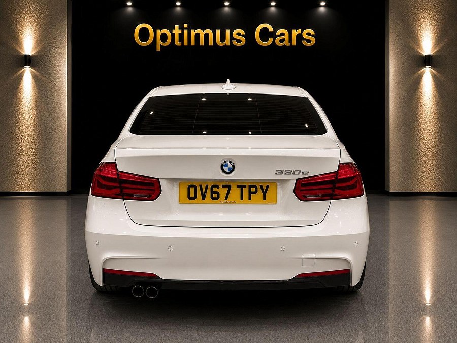 2017 BMW 3 Series photo 14