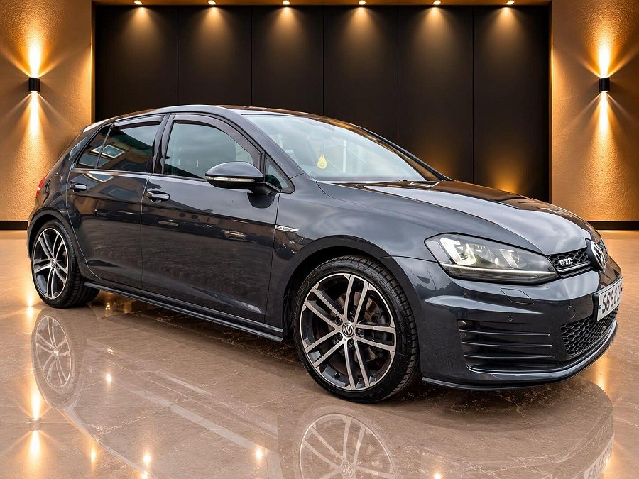 2016 Volkswagen Golf photo 4