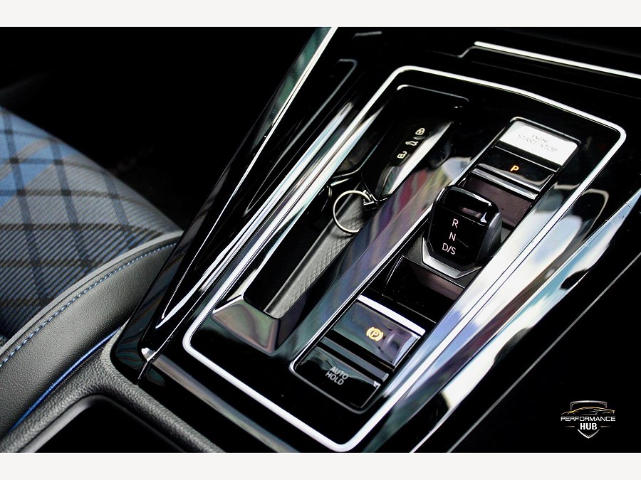 2023 Volkswagen Golf photo 11