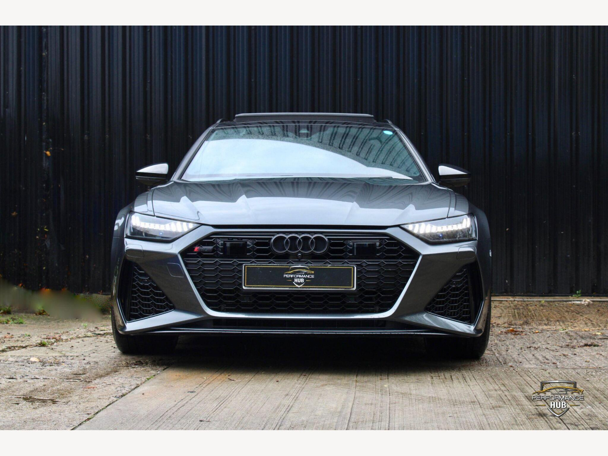 Audi RS6 Avant photo 2