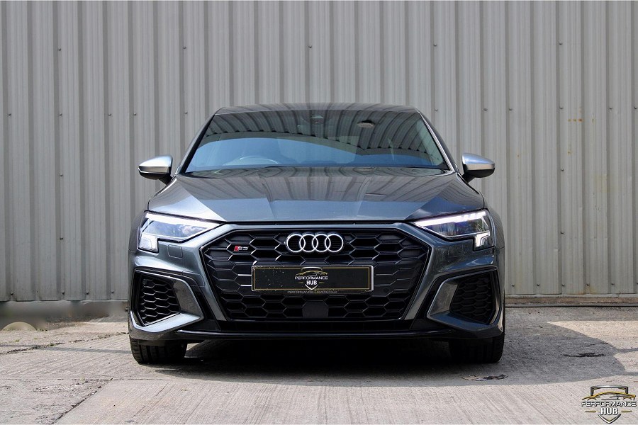 Audi S3 photo 2