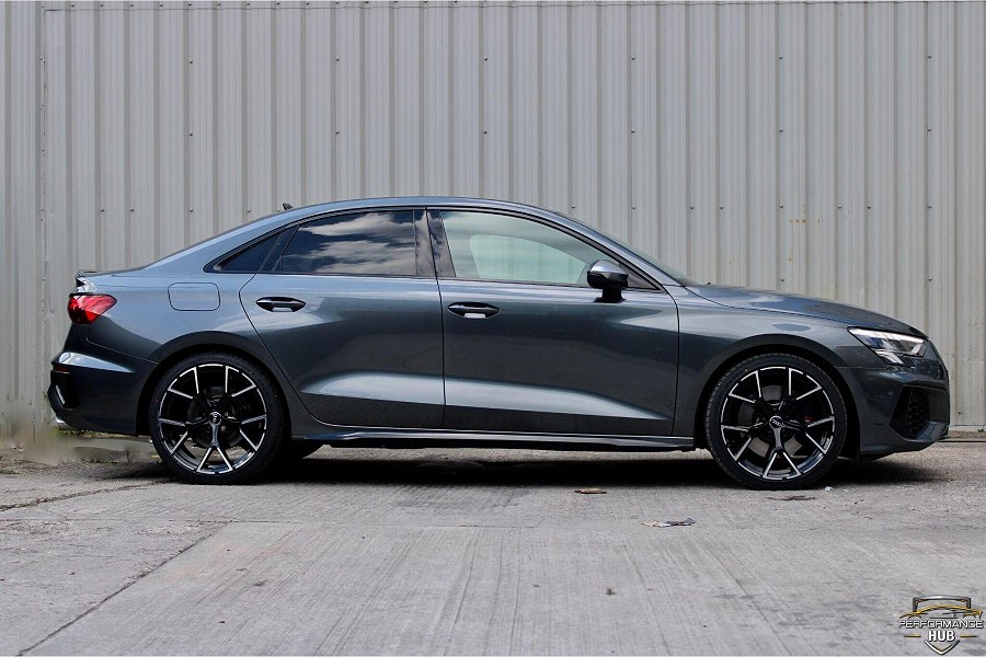 2021 Audi S3 photo 3