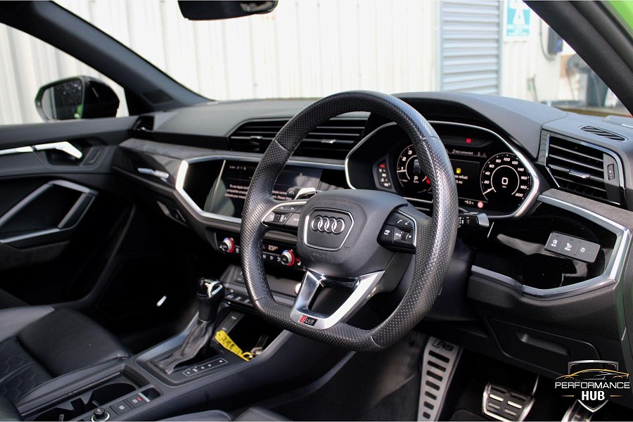2020 Audi RS Q3 photo 7