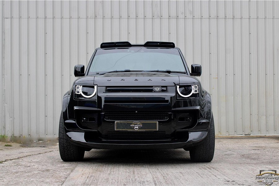 Land Rover Defender 90 photo 2