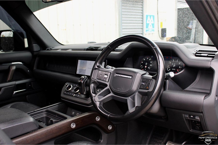 2021 Land Rover Defender 90 photo 7