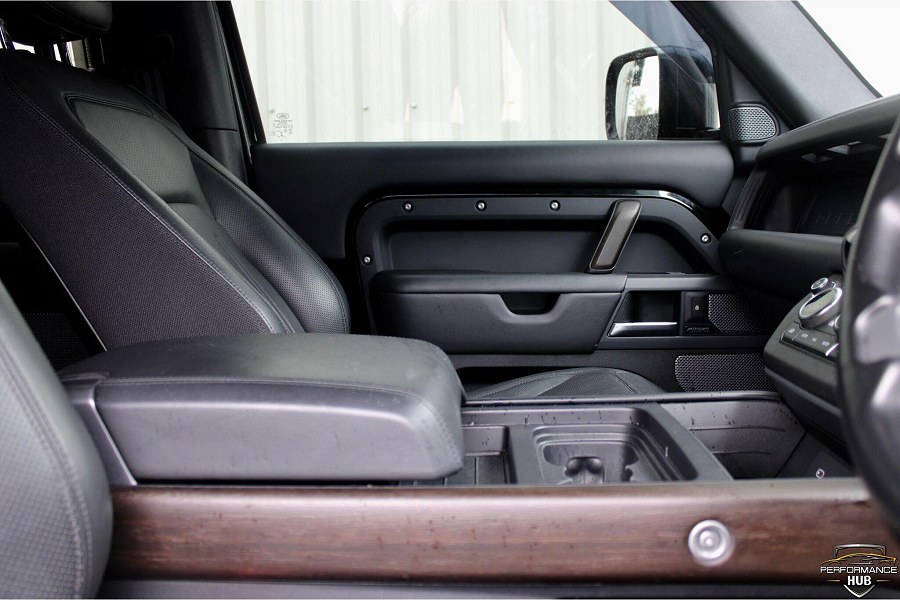 2021 Land Rover Defender 90 photo 8