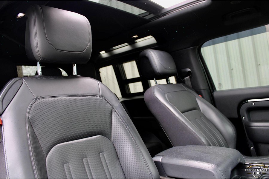 2021 Land Rover Defender 90 photo 6