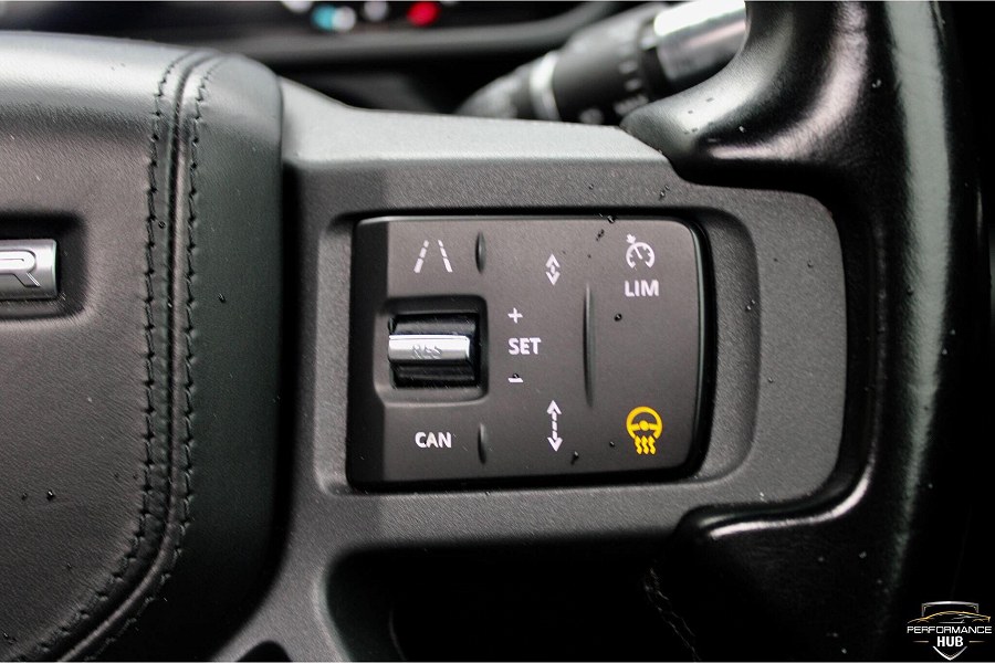 2021 Land Rover Defender 90 photo 10